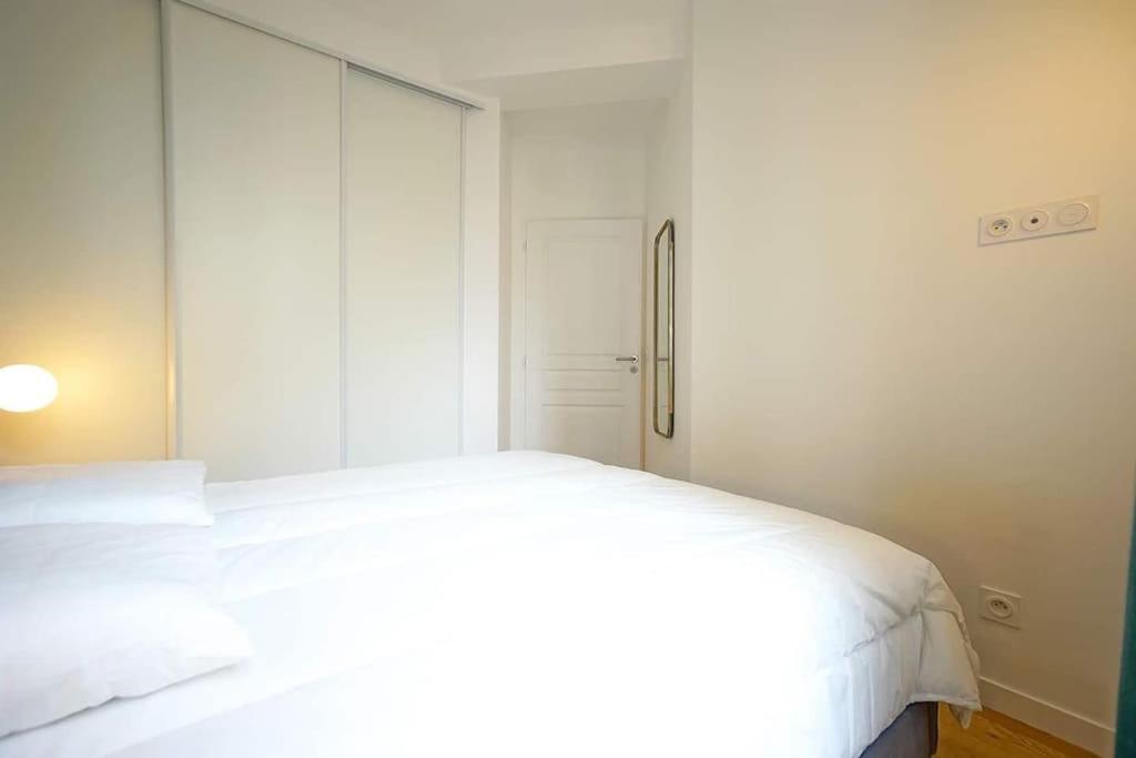 Elegant Appartement Dans Le Marais - Paris 3 Eksteriør billede